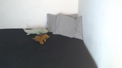 Snapshot of robisson_zack chatting on March 2026 08:11:01 AM Robisson Zack online show from March 2026 08:11:01 AM