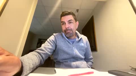 Snapshot of roblatino12 chatting on March 2025 02:04:02 PM roblatino12 online show from March 2025 02:04:02 PM