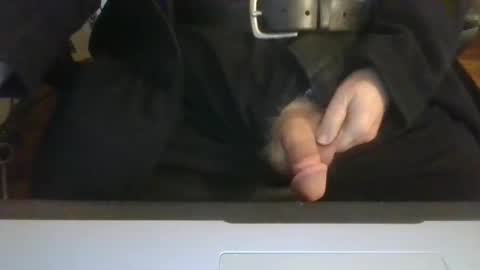 Snapshot of robohemianbroadcaster chatting on January 2025 07:45:02 PM robohemianbroadcaster online show from January 2025 07:45:02 PM