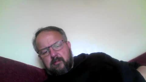 Snapshot of robxx32 chatting on March 2026 03:06:02 PM robxx32 online show from March 2026 03:06:02 PM