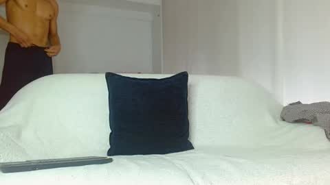 Snapshot of roby_millerr chatting on February 2025 06:32:02 PM roby_millerr online show from February 2025 06:32:02 PM