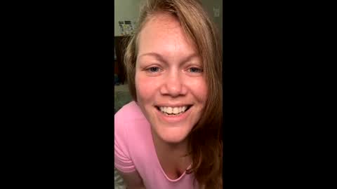 Snapshot of robyn6869 chatting on February 2025 08:10:01 PM robyn6869 online show from February 2025 08:10:01 PM