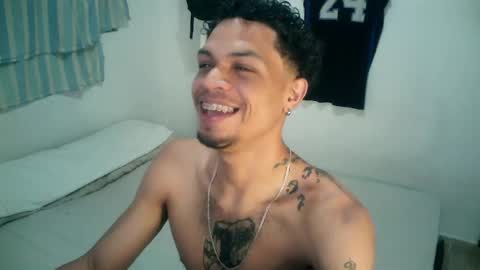 Snapshot of rocco99xx chatting on October 2025 02:29:01 PM Rocco online show from October 2025 02:29:01 PM