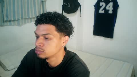 Snapshot of rocco99xx chatting on November 2025 01:32:01 PM Rocco online show from November 2025 01:32:01 PM