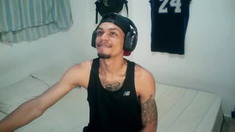 Snapshot of rocco99xx chatting on November 2025 02:59:02 PM Rocco online show from November 2025 02:59:02 PM