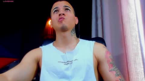 rocco_santos online show from May 2026 06:38:01 PM