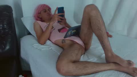 Julian online show from May 2026 03:22:01 AM