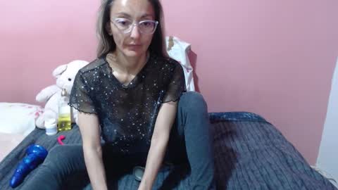 Rochelle online show from February 2026 08:32:01 AM