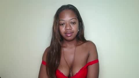 rochellinah online show from May 2026 12:19:01 AM