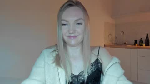 rock__baby online show from May 2026 10:50:02 PM