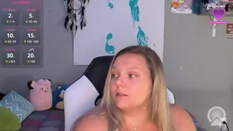 RocketBaddieRips online show from June 2026 03:29:01 AM