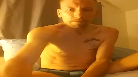 rockhardcloudy online show from July 2026 10:11:01 AM