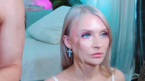 Lina and Den online show from October 2025 10:23:02 AM