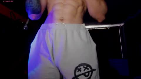 Snapshot of rodarri chatting on October 2025 09:29:01 AM MY NAME CAN SEE ALL MY CUM VIDEO BUY FAN SUB. online show from October 2025 09:29:01 AM