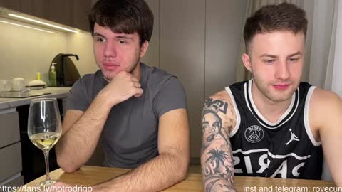 Snapshot of rodrigoveira chatting on January 2025 04:48:02 PM Rodrigo online show from January 2025 04:48:02 PM