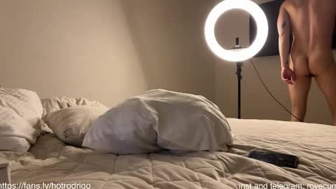 Snapshot of rodrigoveira chatting on February 2025 09:38:02 PM Rodrigo online show from February 2025 09:38:02 PM