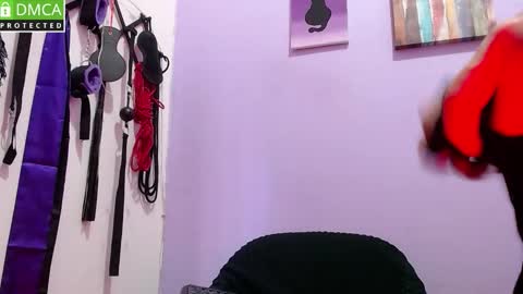 Thiago independent model online show from February 2026 10:06:02 PM