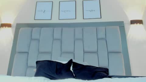 Snapshot of roger_wesley__ chatting on January 2025 05:41:02 AM Roger Wesley online show from January 2025 05:41:02 AM