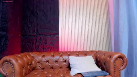 Rogger online show from November 2025 09:15:01 PM