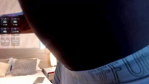 Snapshot of rogger_physique chatting on February 2026 05:36:02 AM Rogger online show from February 2026 05:36:02 AM