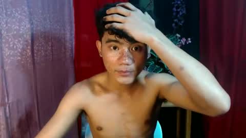 Snapshot of roianboyyy chatting on June 2026 01:26:02 AM roianboyyy online show from June 2026 01:26:02 AM