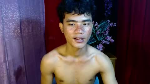Snapshot of roianboyyy chatting on July 2026 12:17:02 AM roianboyyy online show from July 2026 12:17:02 AM