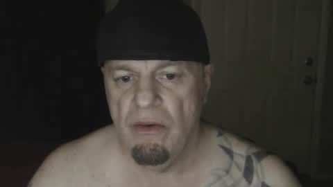 Snapshot of roinaz chatting on December 2024 03:40:01 AM roinaz online show from December 2024 03:40:01 AM