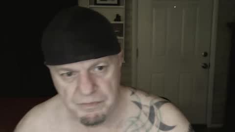 Snapshot of roinaz chatting on January 2025 08:37:02 PM roinaz online show from January 2025 08:37:02 PM