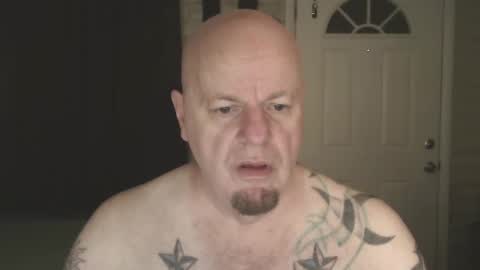 Snapshot of roinaz chatting on April 2026 07:01:02 PM roinaz online show from April 2026 07:01:02 PM