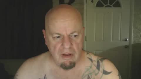 Snapshot of roinaz chatting on April 2026 03:36:02 AM roinaz online show from April 2026 03:36:02 AM