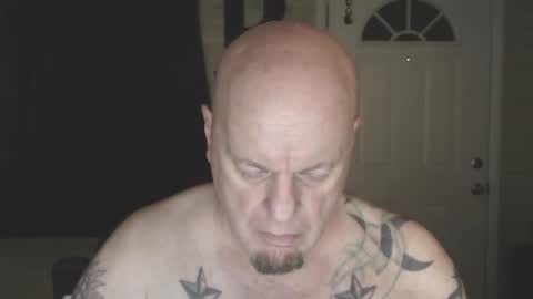 Snapshot of roinaz chatting on April 2026 09:12:02 PM roinaz online show from April 2026 09:12:02 PM