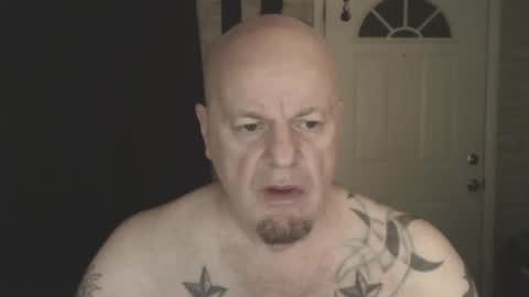 Snapshot of roinaz chatting on April 2026 03:55:01 AM roinaz online show from April 2026 03:55:01 AM