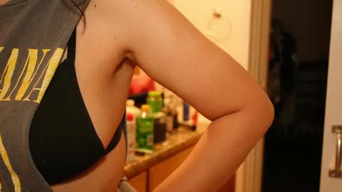 Rok-N-Blaze online show from May 2026 01:36:01 AM