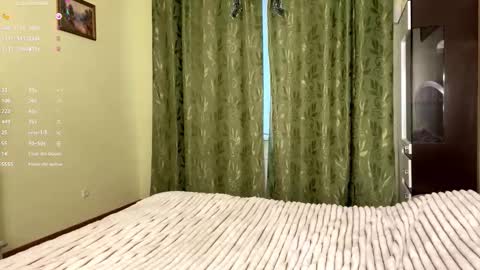 Mia online show from January 2026 08:19:01 AM