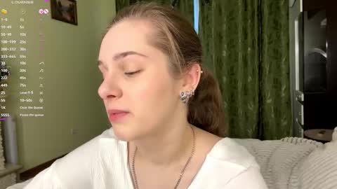 Mia online show from January 2026 08:40:01 AM