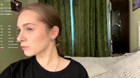 Mia online show from February 2026 10:14:02 AM