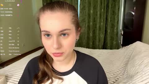 Mia online show from February 2026 09:35:02 AM