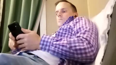 rollinhard2525 online show from December 2024 07:00:01 AM