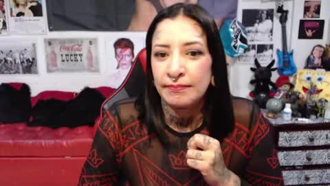 Snapshot of rollyderolandia666 chatting on March 2025 11:39:01 PM Rolly online show from March 2025 11:39:01 PM