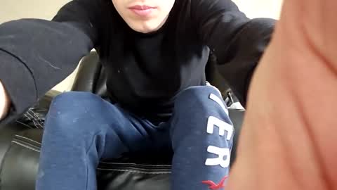 Snapshot of rolper27 chatting on March 2025 05:24:02 PM Rolper27 online show from March 2025 05:24:02 PM