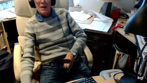 Snapshot of rolydawe chatting on October 2025 10:56:02 AM rolydawe online show from October 2025 10:56:02 AM