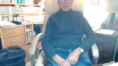 rolydawe online show from November 2025 11:42:02 AM