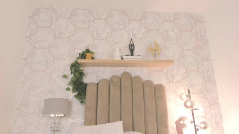   online show from February 2025 02:55:02 PM