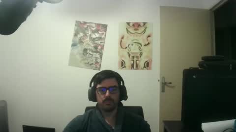 romainb72 online show from October 2025 06:52:02 PM