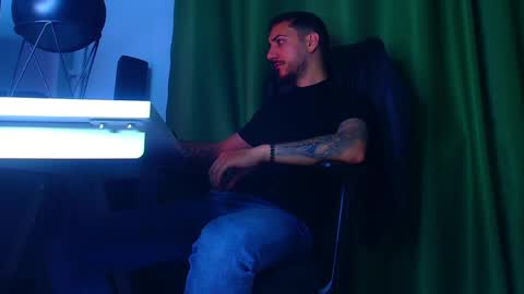 romaniamaster1 online show from May 2026 07:19:01 PM