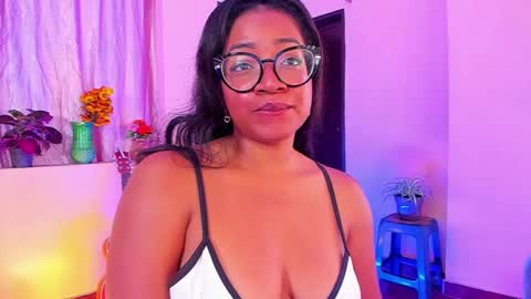 Snapshot of romantic_stargirl chatting on February 2025 03:20:01 PM Is A Belle online show from February 2025 03:20:01 PM
