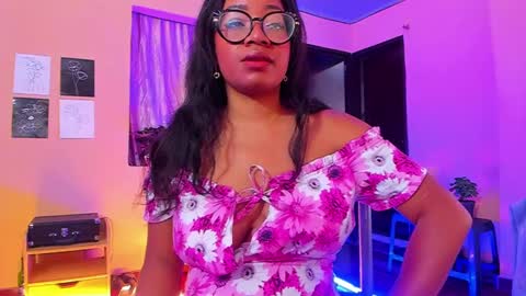 Snapshot of romantic_stargirl chatting on February 2025 12:55:02 PM Is A Belle online show from February 2025 12:55:02 PM