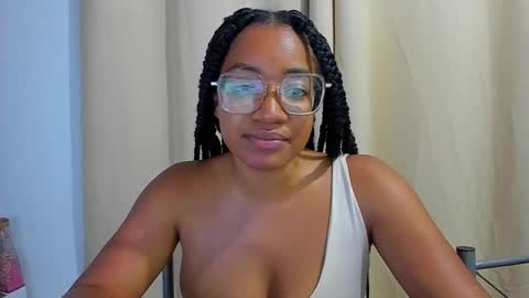 Snapshot of romantic_stargirl chatting on October 2025 03:51:02 AM Is A Belle online show from October 2025 03:51:02 AM