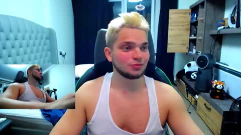 romantic_twunk online show from November 2025 07:45:02 PM