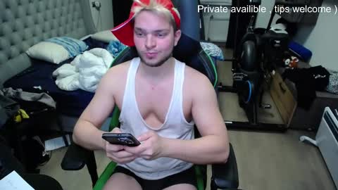 romantic_twunk online show from November 2025 06:33:02 PM